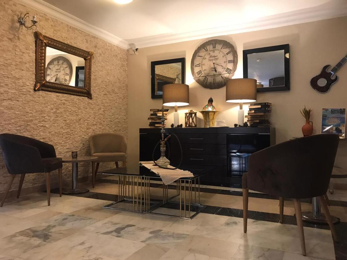 Beyaz Melek Apart Hotel 安塔利亚 外观 照片